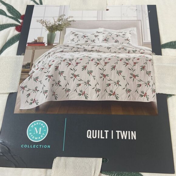 Martha Stewart Collection Holly Embroidery Twin Quilt - Picture 3 of 3